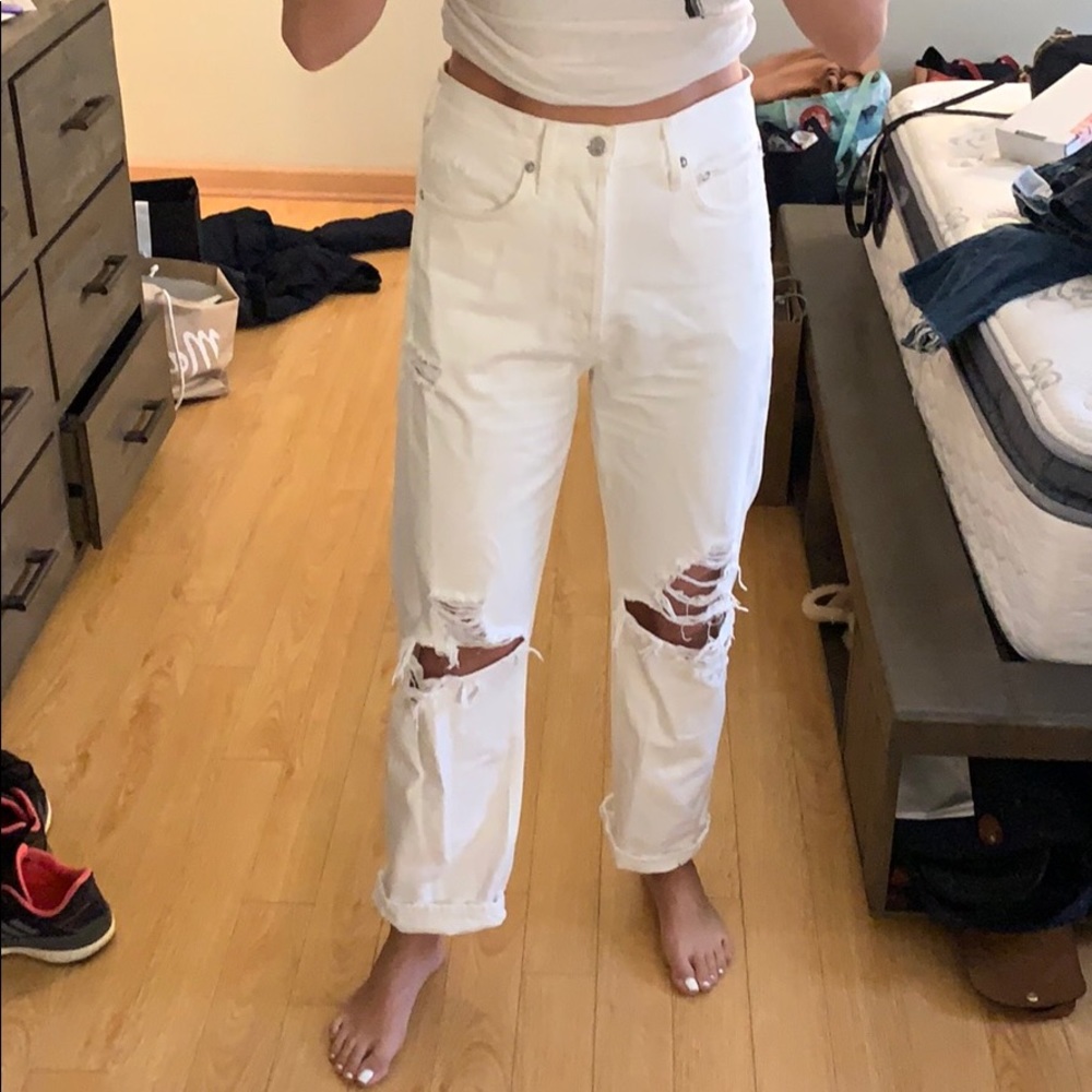 Agolde 90’s fit in white our size 27